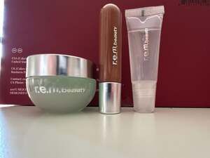 r.e.m. beauty Makeup Bundle!